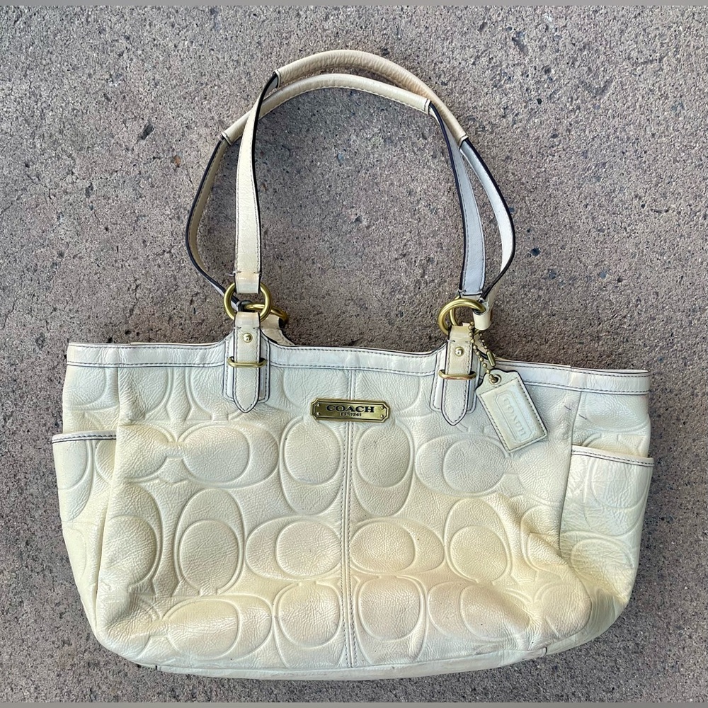 Coach Gallery Embossed Patent Leather Tote beige- gold
